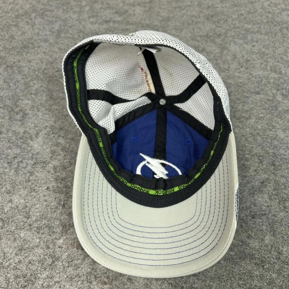 Tampa Bay Lightning Hat Cap Fitted Mens Small‎ Blue White NHL Hockey Reebok Mesh
